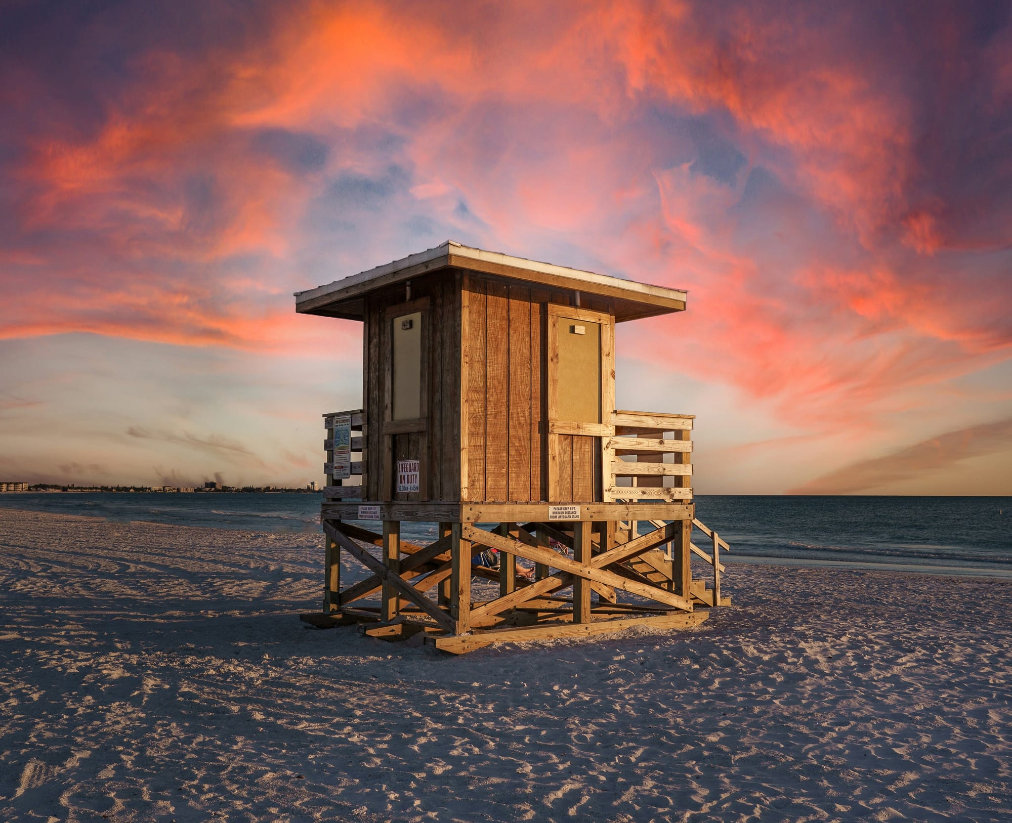 Planning a Lido Key Getaway: A Couple's Guide